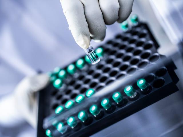 Overcoming challenges in analytical method development for colloidal oatmeal OTC monograph products